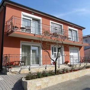  Apartament Nina